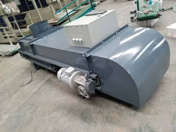 岳阳重型带式定量给料机